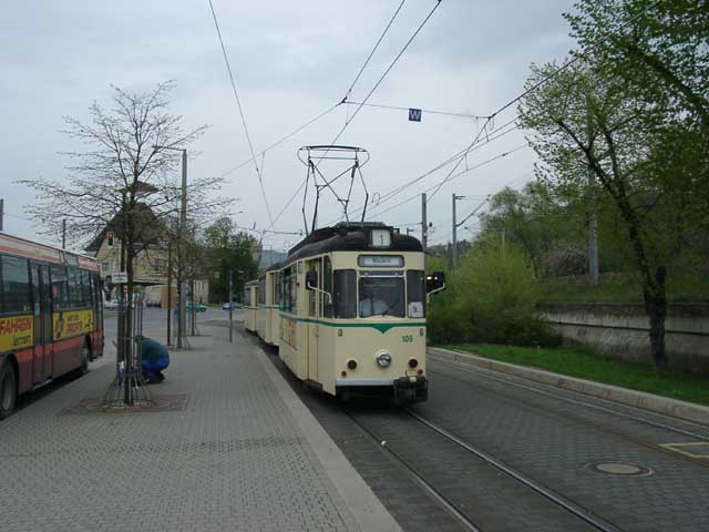 JE02070